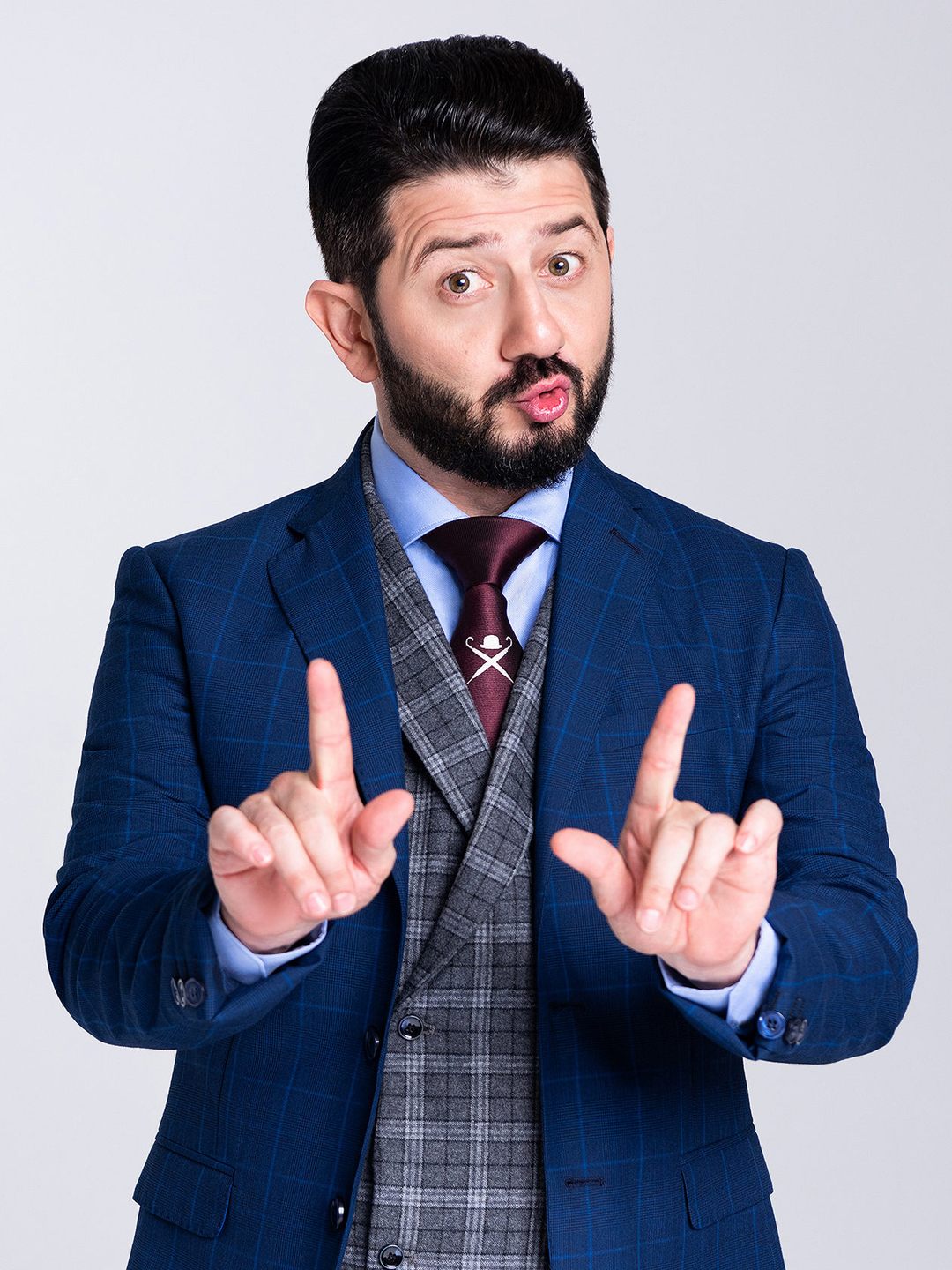 Михаил Галустян