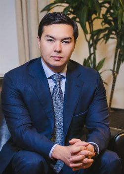 Нурали Алиев Нурали Алиев