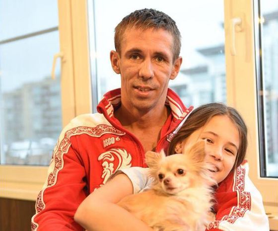Алексей Панин с дочкой Алексей Панин с дочкой