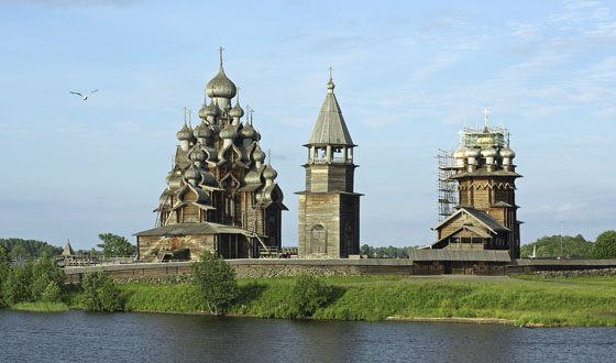 Кижский погост является воплощением русского зодчества