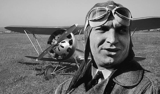 Чкалов первым совершил беспосадочный перелет в 9130 км Чкалов первым совершил беспосадочный перелет в 9130 км