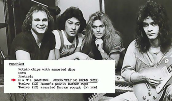 Van Halen требовали вытащить все коричневые M&M's Van Halen требовали вытащить все коричневые M&M's