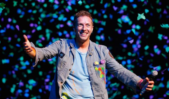 Ребята из Coldplay отправляют открытки домой Ребята из Coldplay отправляют открытки домой
