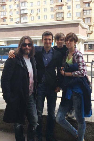 Алексей Лемар встретился с Оскаром и его семьей Алексей Лемар встретился с Оскаром и его семьей