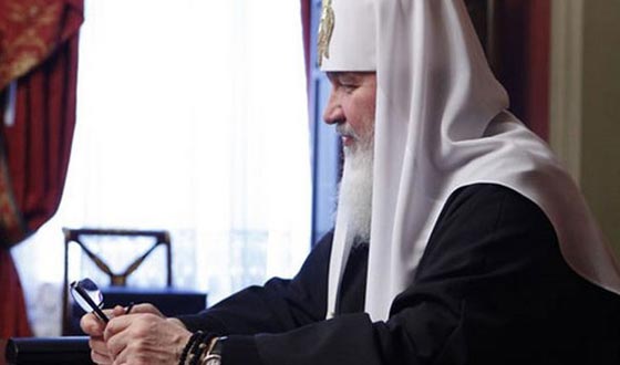 Патриарх Кирилл сравнил мобильную связь и общение с Богом Патриарх Кирилл сравнил мобильную связь и общение с Богом