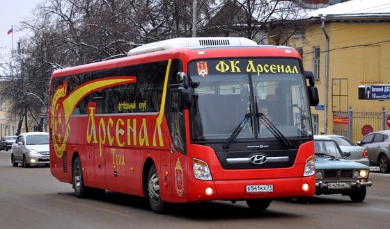«Арсенал» оштрафовали за неправильный выход игроков из автобуса «Арсенал» оштрафовали за неправильный выход игроков из автобуса
