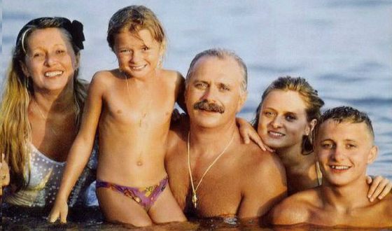 Татьяна Михалкова вырастила талантливых детей Татьяна Михалкова вырастила талантливых детей