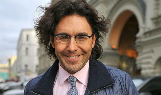 Андрей Малахов унес с Первого канала коробку ценностей