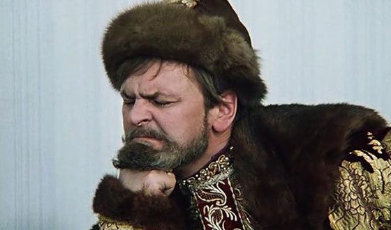 Юрий Яковлев в фильме «Иван Васильевич меняет профессию» Юрий Яковлев в фильме «Иван Васильевич меняет профессию»