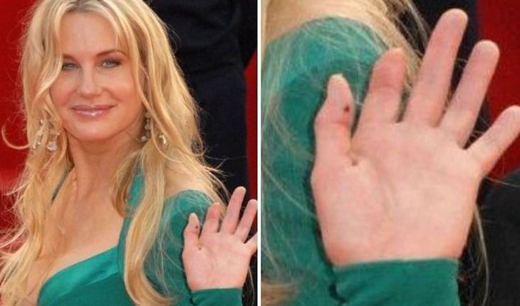 Дэрил Ханна и ее нетипичный палец