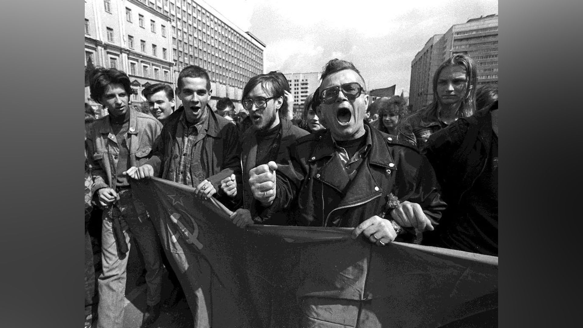 Егор Летов и Эдуард Лимонов в 1993 году