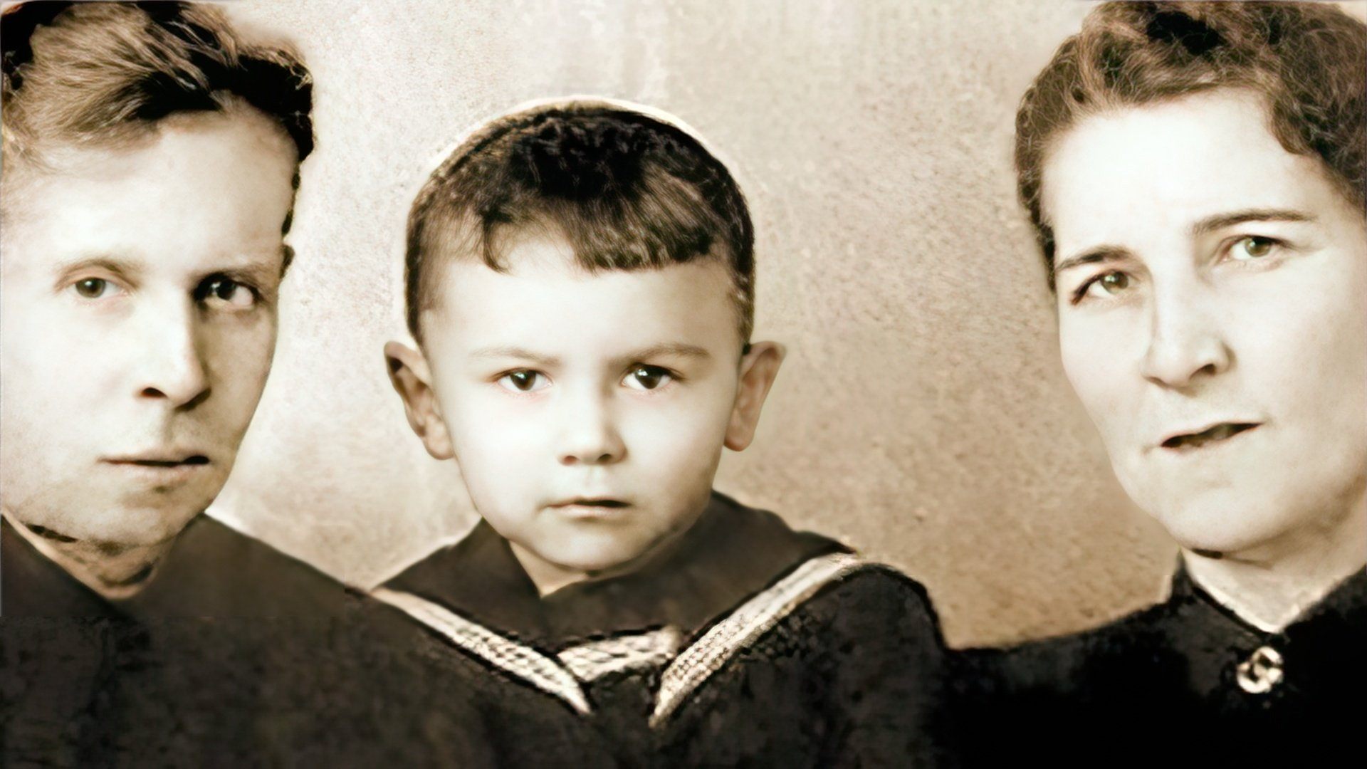 Маленький Валерий Леонтьев с родителями