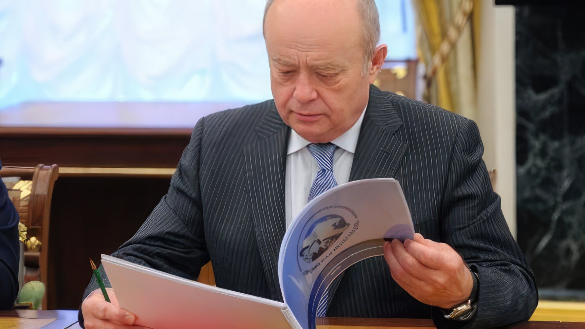 Михаил Фрадков по национальности еврей