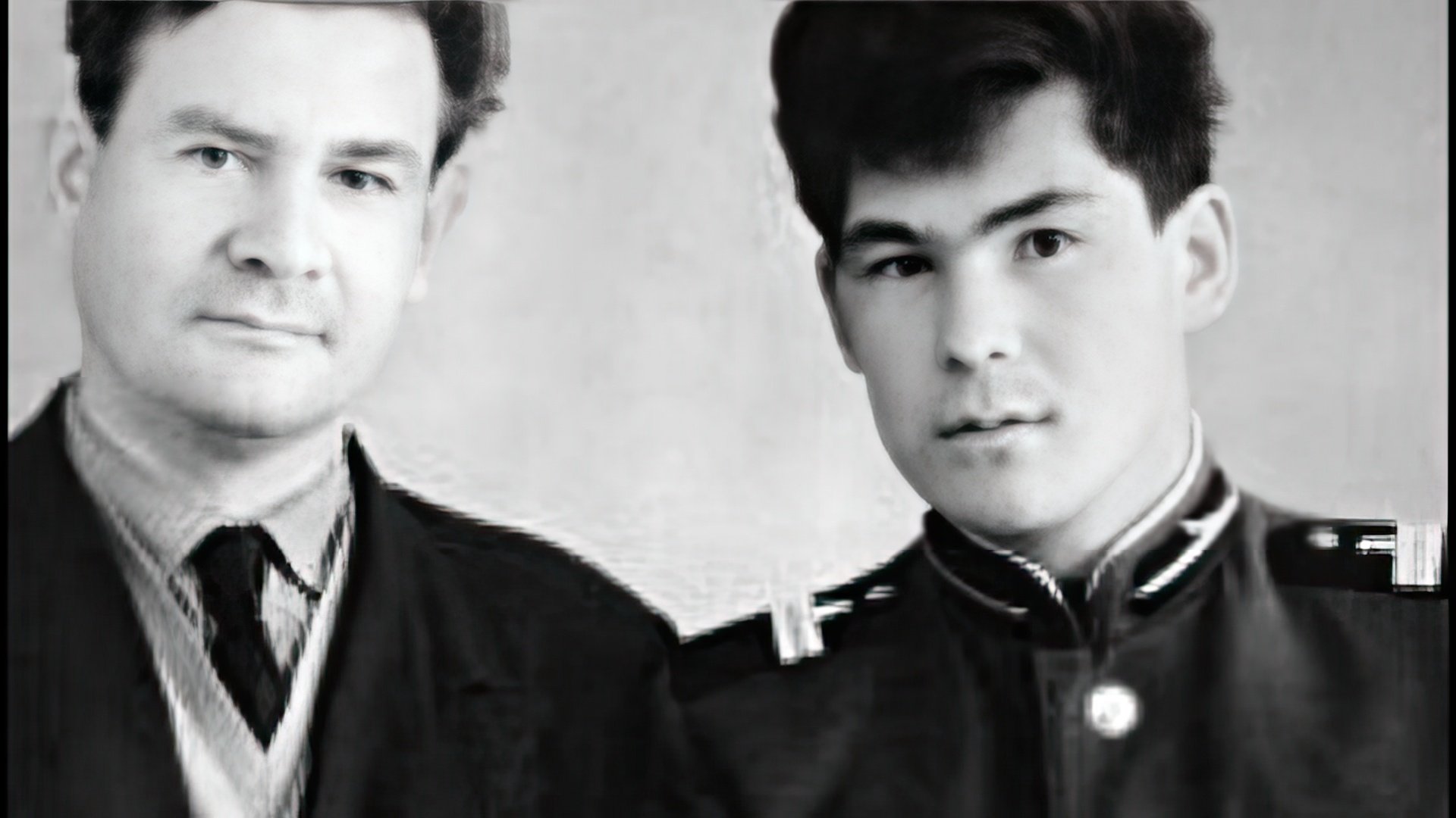 Аман Тулеев (справа) с отчимом