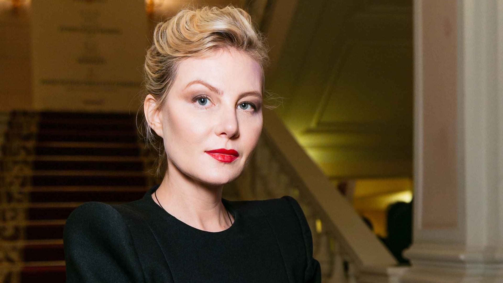Актриса Рената Литвинова опубликовала фотографию в новом образе