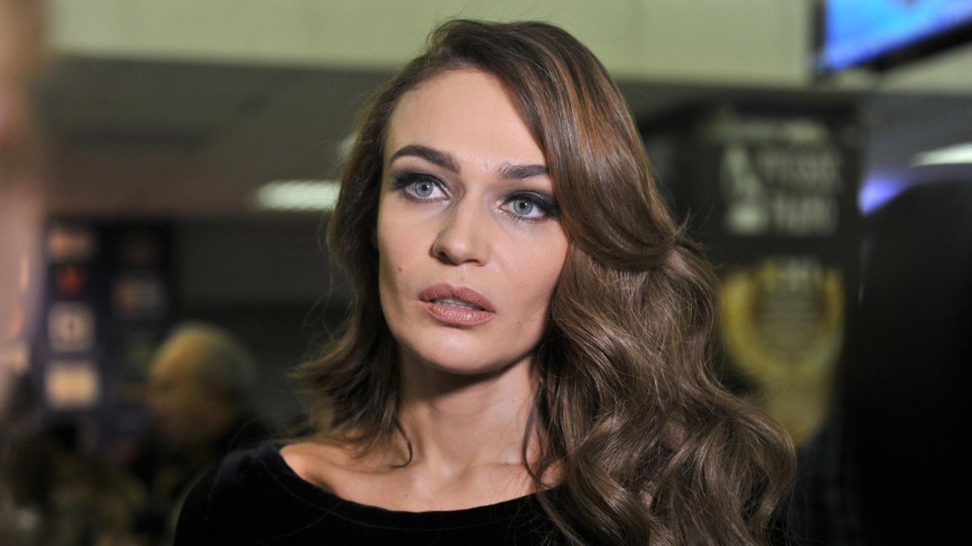Блогер Алена Водонаева считает, что эскортницы должны платить налоги