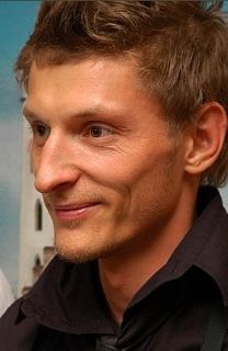 Павел Воля тоже не прочь поагитировать Павел Воля тоже не прочь поагитировать