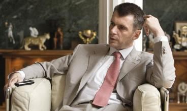 Прохоров предложил всем миром придумать название партии Прохоров предложил всем миром придумать название партии