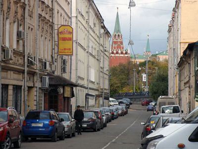 Жители центра Москвы смогут парковаться бесплатно Жители центра Москвы смогут парковаться бесплатно