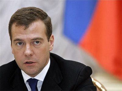 Дмитрий Медведев отправляет врачей и учителей учиться за границу Дмитрий Медведев отправляет врачей и учителей учиться за границу