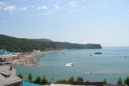 После наводнения в Новомихайловском районе закрыты пляжи После наводнения в Новомихайловском районе закрыты пляжи