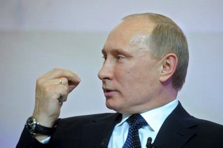 Владимир Путин отправил в отставку главу Рособоронзаказа Людмилу Воробьеву. Владимир Путин отправил в отставку главу Рособоронзаказа Людмилу Воробьеву.
