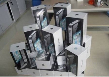 В Японии за сутки украли 220 iPhone 5. Больше всего - в Осаке В Японии за сутки украли 220 iPhone 5. Больше всего - в Осаке