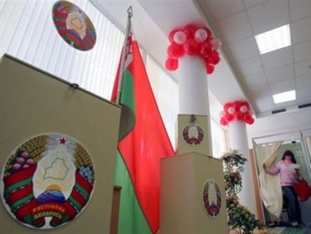 Наблюдатели от СНГ заявили, что выборы в Белоруссии были свободными и легитимными. Наблюдатели от СНГ заявили, что выборы в Белоруссии были свободными и легитимными.