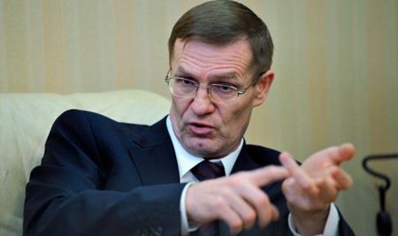 Дмитрий Медведев освободил от должности главу Росреестра Сергея Васильева и назначил и.о. Наталью Антимину. Дмитрий Медведев освободил от должности главу Росреестра Сергея Васильева и назначил и.о. Наталью Антимину.