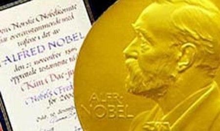 Нобелевскую премию по экономике получили двое американских ученых. Нобелевскую премию по экономике получили двое американских ученых.