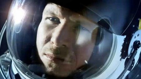 Феликс Баумгартнер, который преодолел скорость звука во время прыжка из стратосферы, заявил о том, что уходит из большого спорта Феликс Баумгартнер, который преодолел скорость звука во время прыжка из стратосферы, заявил о том, что уходит из большого спорта