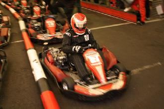 Крытый развлекательный картинг «FORZA. KARTING» Крытый развлекательный картинг «FORZA. KARTING»