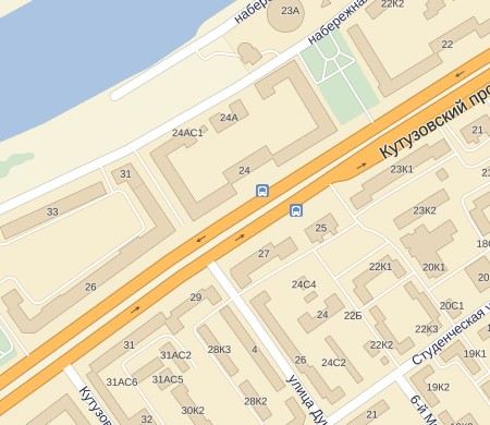 В центре Москвы на Кутузовском проспекте столкнулись 3 автомобиля, минимум 5 человек пострадали. В центре Москвы на Кутузовском проспекте столкнулись 3 автомобиля, минимум 5 человек пострадали.
