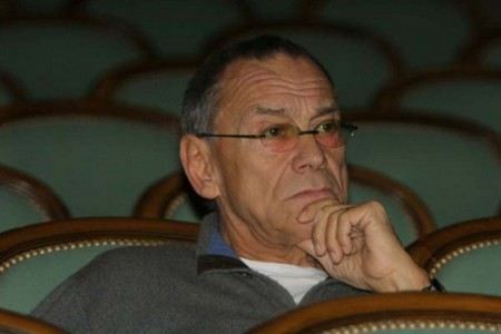 Андрей Кончаловский Андрей Кончаловский