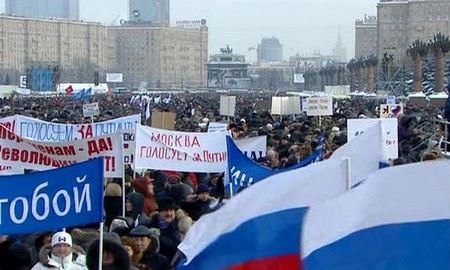 Руководитель московского МВД Якунин хочет наказывать организаторов акций протеста, если они не собрали столько людей, сколько планировали. Руководитель московского МВД Якунин хочет наказывать организаторов акций протеста, если они не собрали столько людей, сколько планировали.