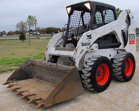 Мини-погрузчик Bobcat S175. Мини-погрузчик Bobcat S175.
