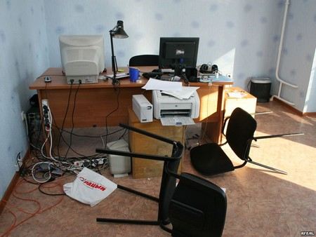 У помощника депутата Ильи Пономарева прошли обыски. У помощника депутата Ильи Пономарева прошли обыски.