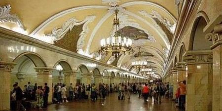 Режим работы станции «Комсомольская» Кольцевой линии изменится с 24 апреля. Режим работы станции «Комсомольская» Кольцевой линии изменится с 24 апреля.