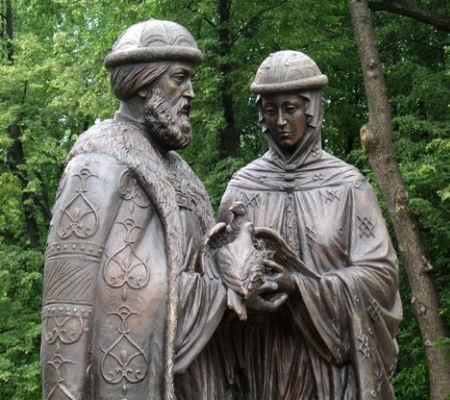 Памятники влюбленным уже стоят во многих городах Памятники влюбленным уже стоят во многих городах