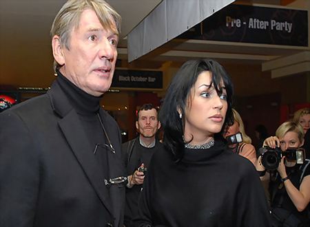 Александр Абдулов с женой Александр Абдулов с женой