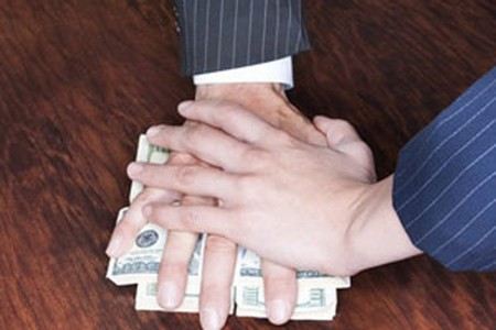 Верховный суд уточнил, что такое взятка. Верховный суд уточнил, что такое взятка.