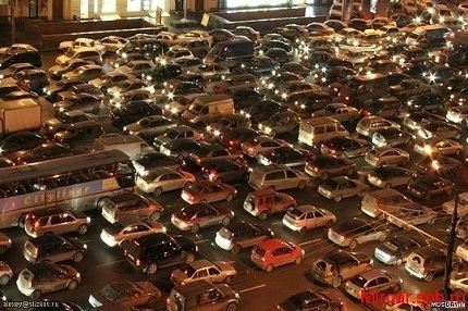 Большие пробки в Москве - частое явление Большие пробки в Москве - частое явление