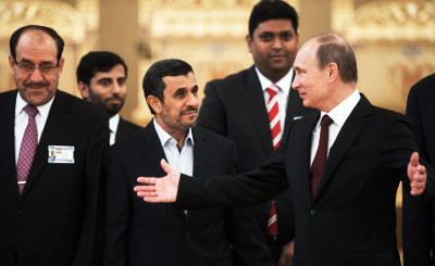 Владимир Путин считает, что отказ от долгосрочных газовых контрактов больно ударит по самим покупателям Владимир Путин считает, что отказ от долгосрочных газовых контрактов больно ударит по самим покупателям