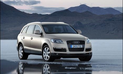 Модель авто Audi Q7 Модель авто Audi Q7