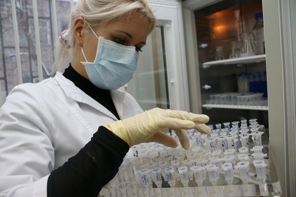 Заключенным, инфицированным ВИЧ, разрешат передвигаться без конвоя Заключенным, инфицированным ВИЧ, разрешат передвигаться без конвоя