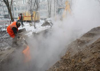 В Санкт-Петербурге на Васильевском произошел порыв трубопровода