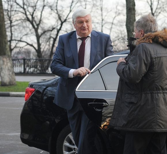 Сын заместителя генпрокурора устроил пьяный дебош на дороге Сын заместителя генпрокурора устроил пьяный дебош на дороге