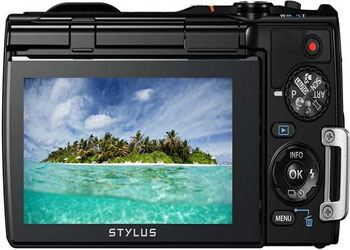 Olympus представила Stylus Tough с наклонным дисплеем Olympus представила Stylus Tough с наклонным дисплеем