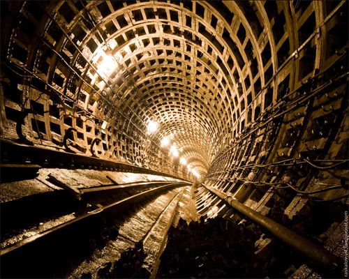 Власти Москвы прорабатывают схему привлечения инвестиций в строительство метро Власти Москвы прорабатывают схему привлечения инвестиций в строительство метро