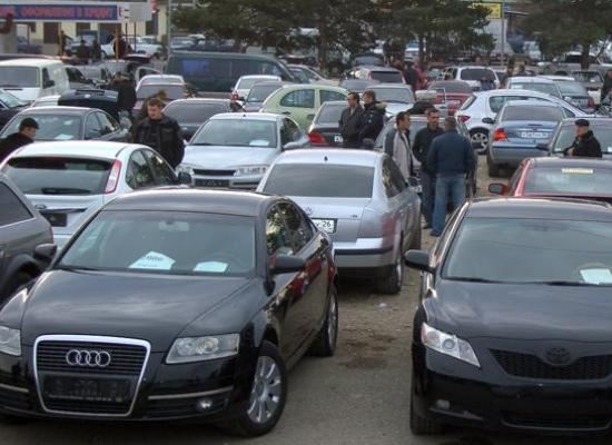 В России выросли продажи подержанных автомобилей В России выросли продажи подержанных автомобилей